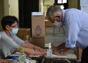 Bravo: “Cada elección pasa significa un granito más para consolidar el sistema democrático”