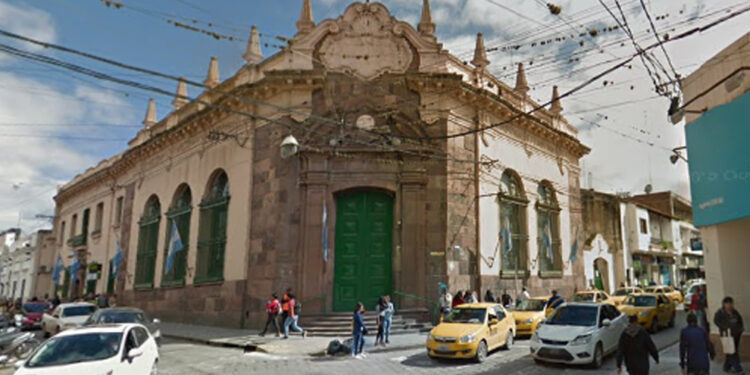 Se levantó el paro bancario y habrá negociación