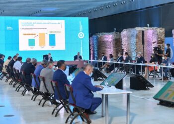 Haquim abogó por el “mejor acuerdo” con el FMI