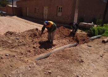 Se refuerza el mantenimiento preventivo en desagües pluviales en  Maimará