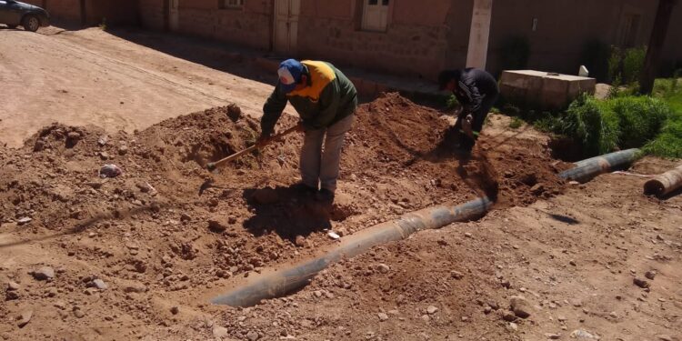Se refuerza el mantenimiento preventivo en desagües pluviales en  Maimará