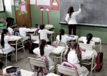 Se hablitó la convocatoria a entidades provinciales para brindar servicio de mantenimiento a instituciones educativas
