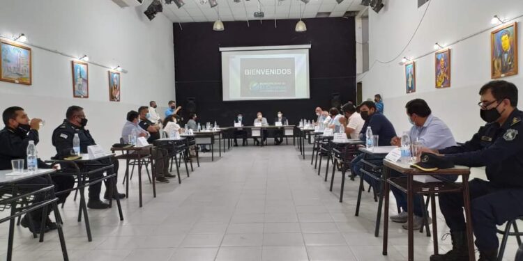 Municipios de Región Valles se reunieron con autoridades del COE Provincia.