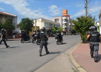 Controles policiales aleatorios para evitar irregularidades en las medidas dispuesta por el COE