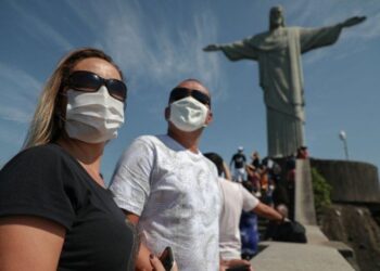 Colapso sanitario en los centros turísticos preferidos por los argentinos en Brasil