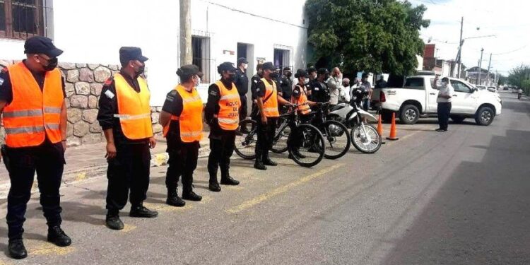 El Carmen: Provincia realizó la entrega de unidades móviles policiales