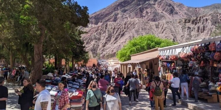 Más de 176.919 turistas visitaron Jujuy durante enero y se generó más de dos mil millones de pesos para la provincia