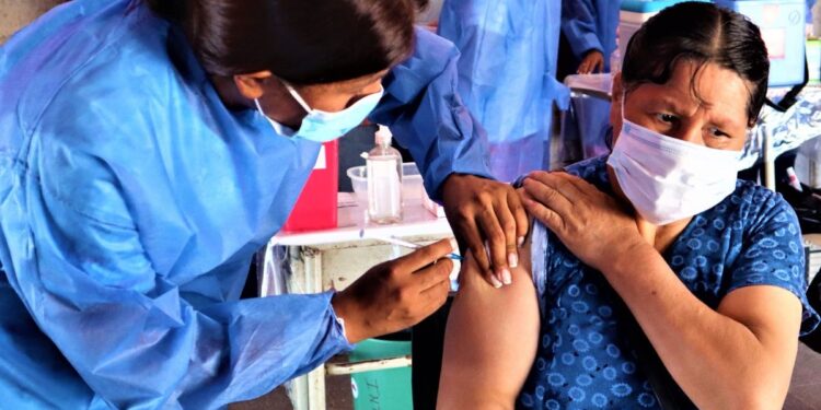 ¿Tuviste covid? Te contamos cuando podes vacunarte si ya tenes el alta médica