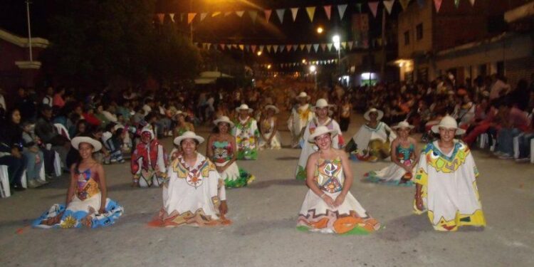 Por primera vez, Monterrico elegirá a su Reina del Carnaval