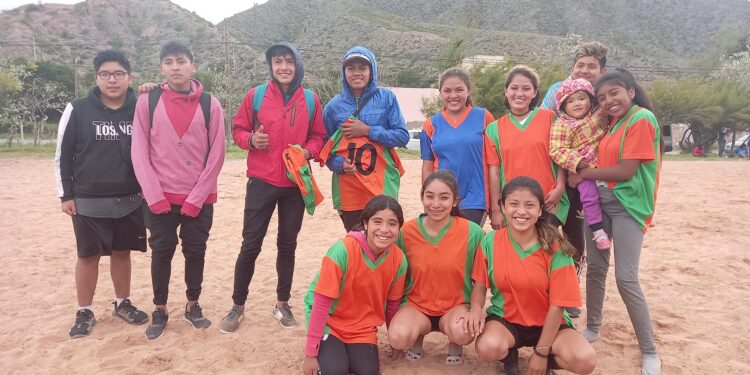 Se realizó el Torneo Clasificatorio de Juegos de Playa en Tumbaya