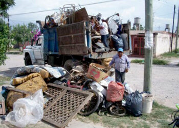 Rodeito inició campaña de descacharrado y vacunación COVID en Lobatón