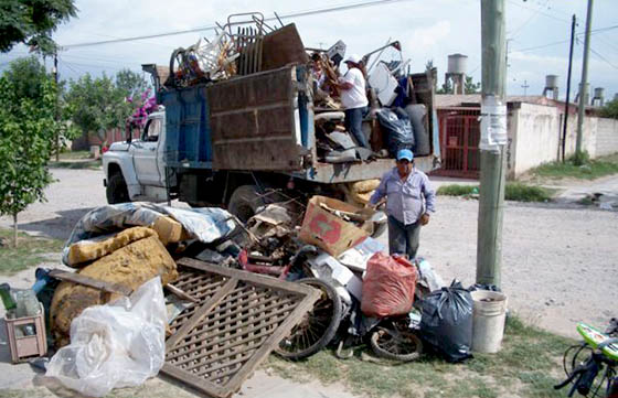 Rodeito inició campaña de descacharrado y vacunación COVID en Lobatón