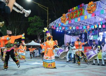 Éxito total en la Tercera Noche de Corsos en San Pedro