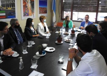 La provincia afianza el trabajo con Cancillería