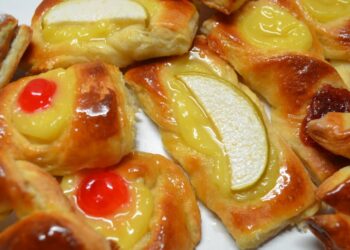 El aumento del 20% del kilo de pan dejó a  las facturitas en $720