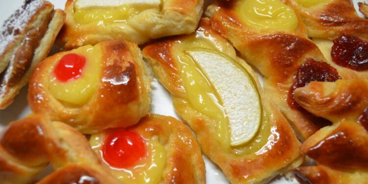 El aumento del 20% del kilo de pan dejó a las facturitas en $720