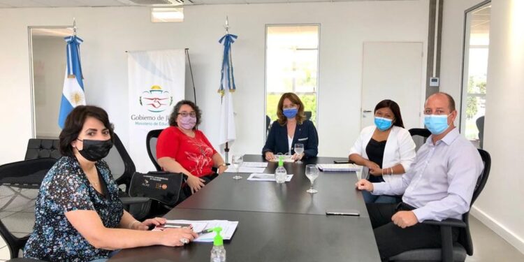 Invitan a interesados a formarse en Estadística Aplicada