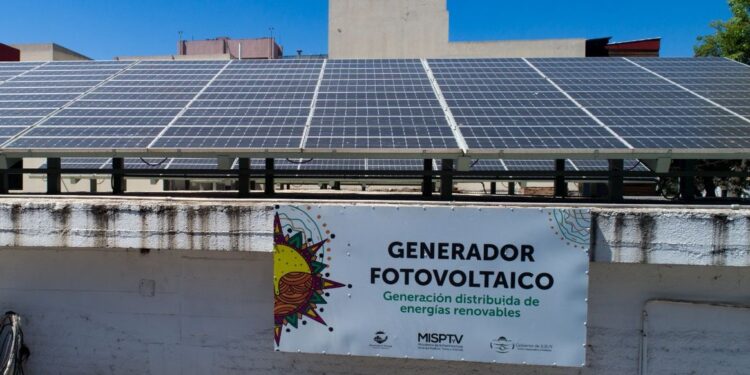 Conocé el primer generador fotovoltaico para abastecer a un edificio de oficinas de la administración pública de Jujuy