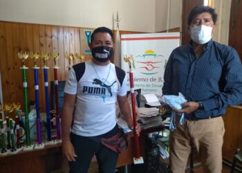 Fraile Pintado recibió la colaboración de premios y trofeos para la Olimpiadas 2022