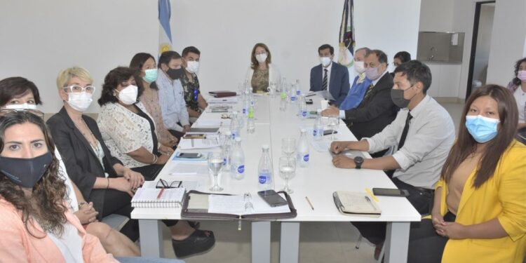 Importante avance entre el gobierno y los gremios docentes