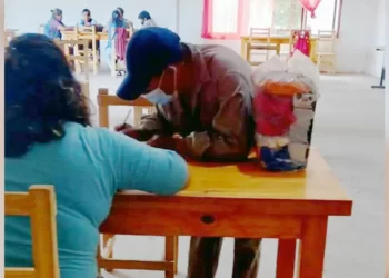 Familias de Pampa Blanca recibieron las Unidades Alimentarias del Programa «Comer en Casa»