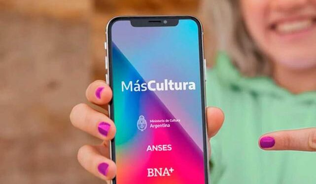 Yala acerca el Programa  «Más Cultura» a los jóvenes de la localidad