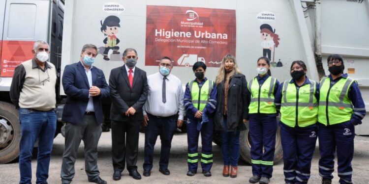 San Salvador cuenta con el 1°Equipo de Recolección de Residuos formado íntegramente por mujeres