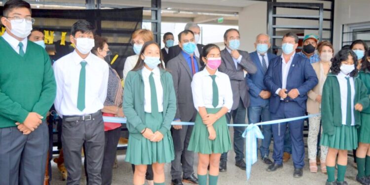 San Pedro avanza en la construcción de Escuelas