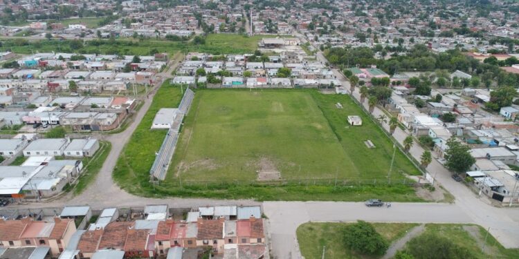 Ciudad Deportiva: proyectan importantes obras para el barrio Tupac Amaru