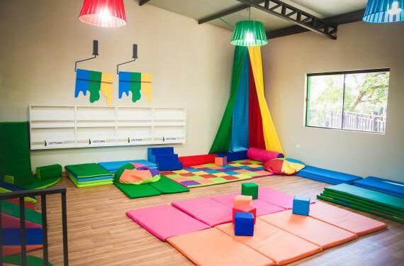 Modificación de la Ley de Contrato de Trabajo: las empresas con más de 100 personas empleadas deberán contar con espacios de cuidado para infancias