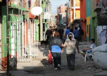 La pobreza llegó al 37,3% y afectó a 16,8 millones de argentinos en 2021