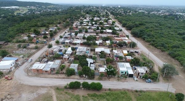 Se desarrolla un censo en barrio 48 Viviendas para la reguralización dominial