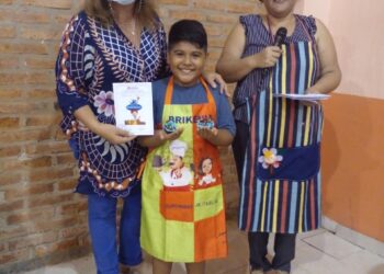 Exitoso taller infantil de huevos de pascuas artesanales