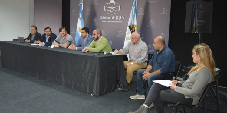 Por obras: Provincia, junto a más de 40 gobiernos locales