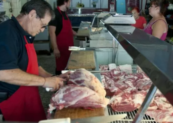 El Gobierno apretará el cerrojo sobre la carne para bajar los precios