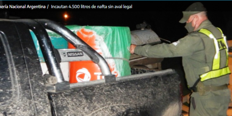 Incautan 4.500 litros de nafta sin aval legal