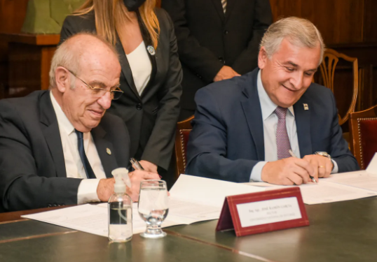 Jujuy acuerda con la UNT asistencia para el desarrollo de energía renovable, electromovilidad, bioplasticos y cannabis medicinal