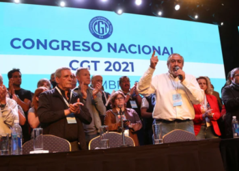 En una dura carta por el Día del Trabajador, la CGT pidió un impuesto a la renta extraordinaria