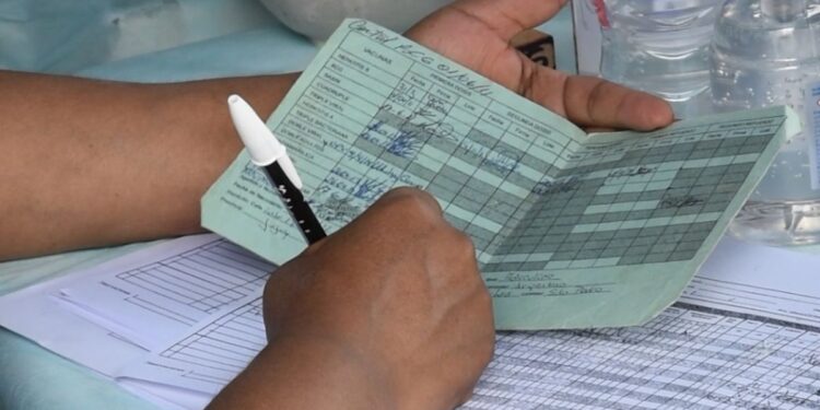 Cronograma de vacunación antigripal casa por casa en San Salvador