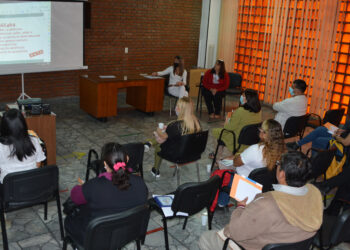 Las personas que desean adoptar infancias participaron de «Ser Familia por Adopción»