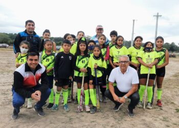 Julio Bravo: «este año vamos a tener la cancha de hockey sintético»