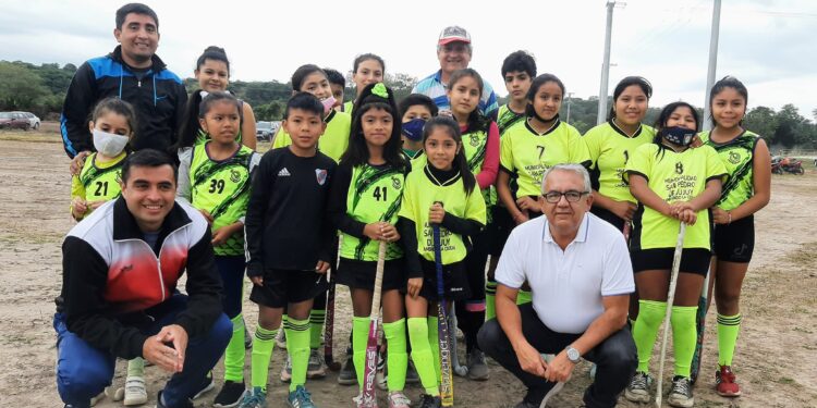 Julio Bravo: «este año vamos a tener la cancha de hockey sintético»