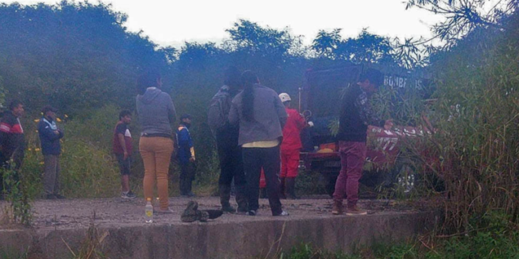 «El Ceibal»: Encontraron los cuerpos de un hombre y una mujer en un canal de riego, no se descartan hipótesis