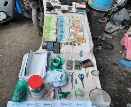 La Policía secuestro droga y otros elementos en cinco allanamientos en San Pedro