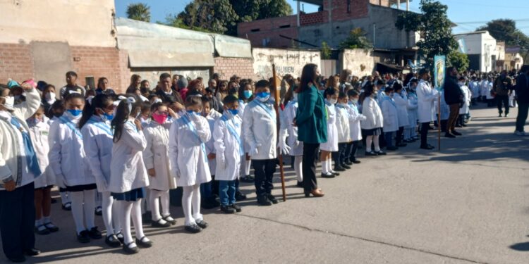 20 de junio el Día de la Bandera