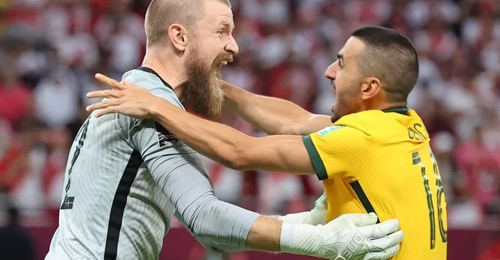 El gran arquero de Australia y sus fascinantes movimientos