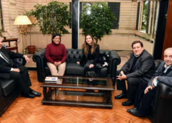 Carlos Haquim recibió a representantes de la Diplomatura en Politicas Públicas para Desarrollo Local y Regional