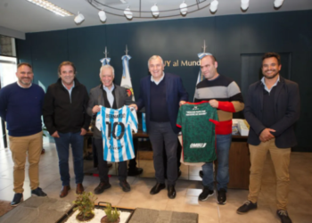 Morales recibió a los presidentes de Racing Club y Agropecuario