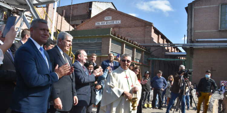El Vicegobernador participó del acto de inicio de Zafra del Ingenio Rio Grande