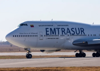 Las 24 preguntas clave para entender el caso del avión venezolano retenido en Ezeiza